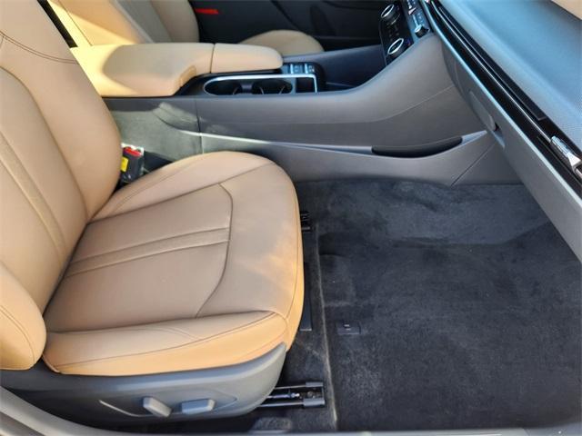 new 2025 Hyundai Sonata Hybrid car, priced at $36,044