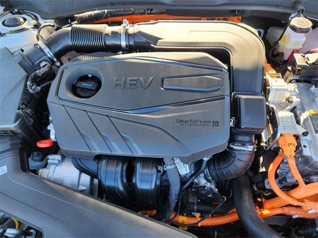 new 2025 Hyundai Sonata Hybrid car, priced at $36,044