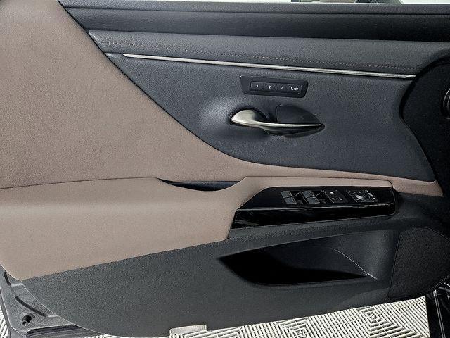 used 2025 Lexus ES 350 car, priced at $44,490