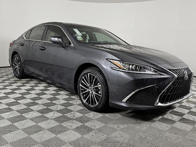 new 2025 Lexus ES 350 car, priced at $50,024