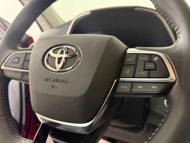used 2020 Toyota Highlander Hybrid car, priced at $30,490