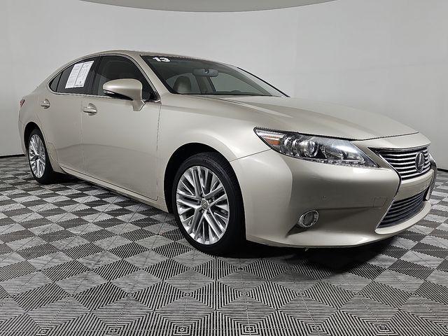 used 2013 Lexus ES 350 car, priced at $17,490