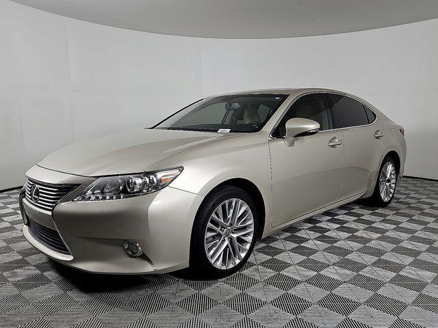used 2013 Lexus ES 350 car, priced at $17,490