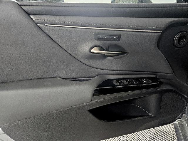 used 2024 Lexus ES 350 car, priced at $43,990
