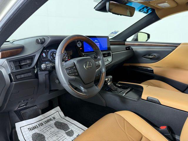 used 2023 Lexus ES 300h car, priced at $39,990