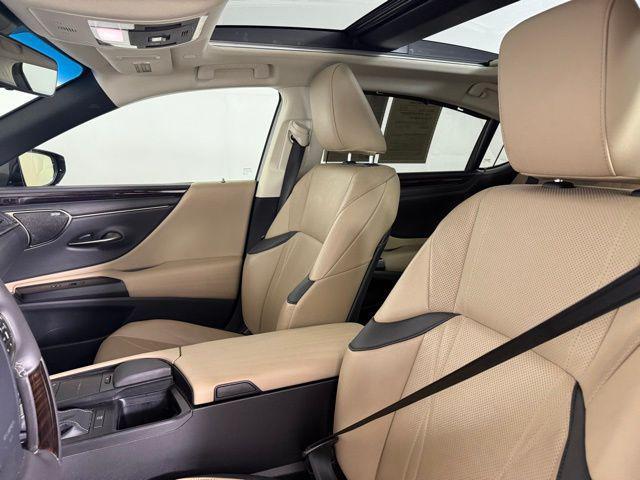 used 2019 Lexus ES 350 car, priced at $34,990