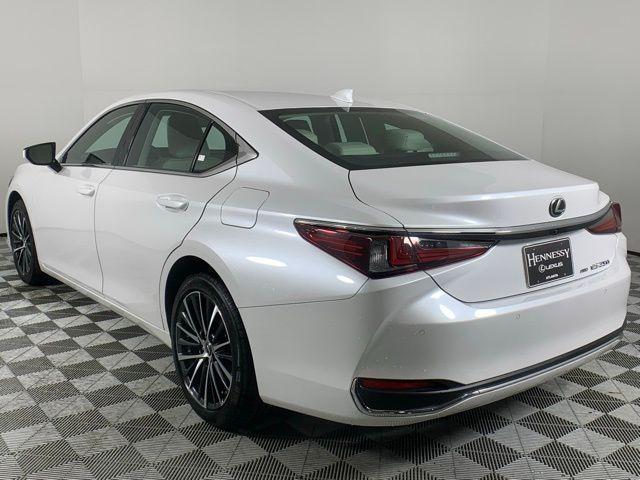 used 2024 Lexus ES 250 car, priced at $40,990