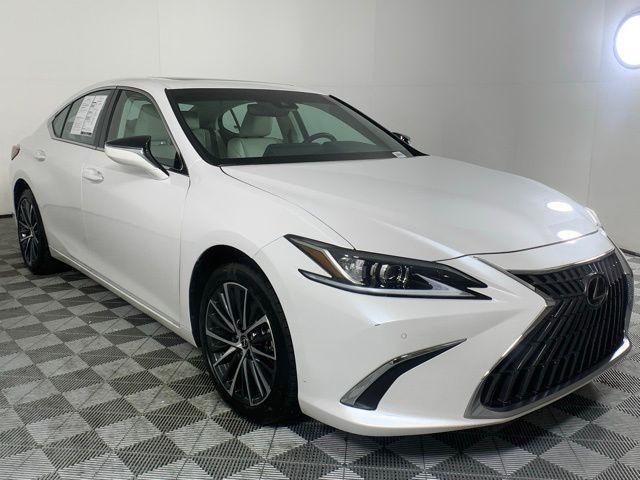 used 2024 Lexus ES 250 car, priced at $40,990