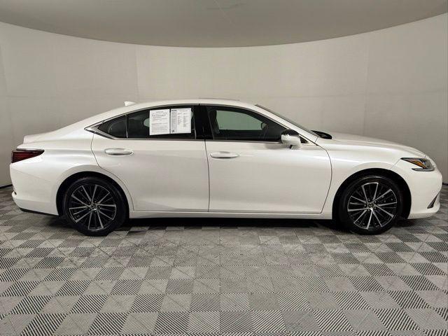 used 2024 Lexus ES 350 car, priced at $44,990