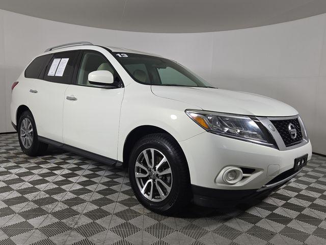 used 2013 Nissan Pathfinder car, priced at $7,490