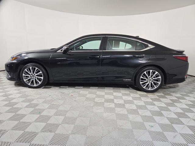 used 2021 Lexus ES 300h car, priced at $32,490