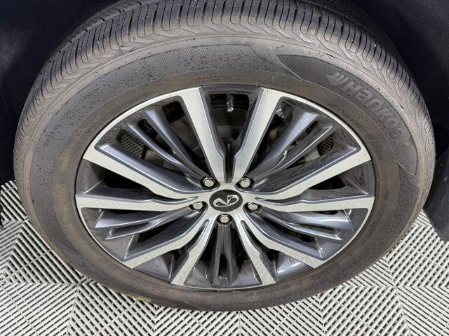 used 2024 INFINITI QX60 car, priced at $54,990