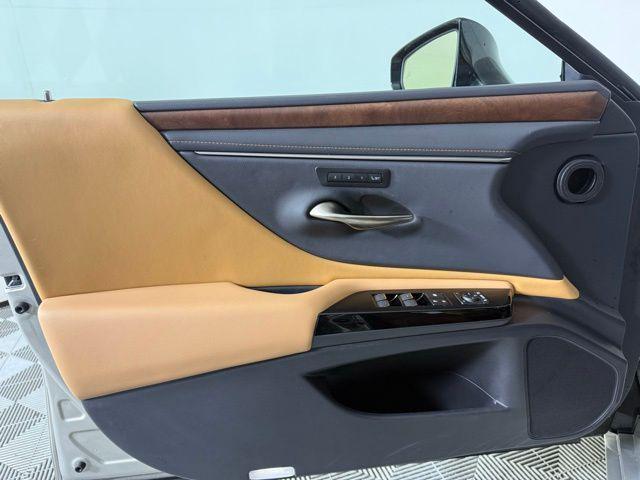 used 2025 Lexus ES 350 car, priced at $44,490