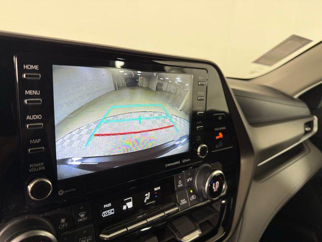 used 2020 Toyota Highlander car, priced at $22,990