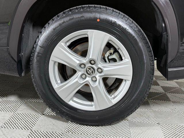 used 2020 Toyota Highlander car, priced at $22,990