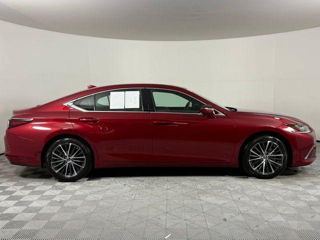 used 2025 Lexus ES 350 car, priced at $46,519