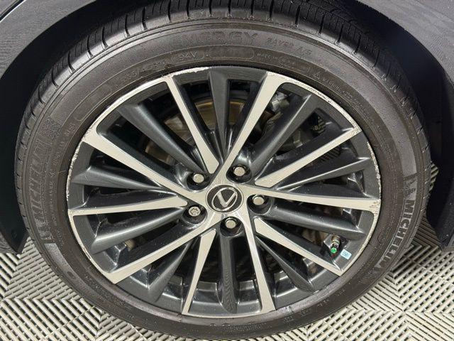 used 2022 Lexus ES 350 car, priced at $36,990