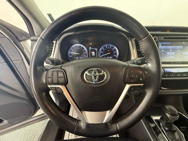 used 2018 Toyota Highlander car, priced at $15,990