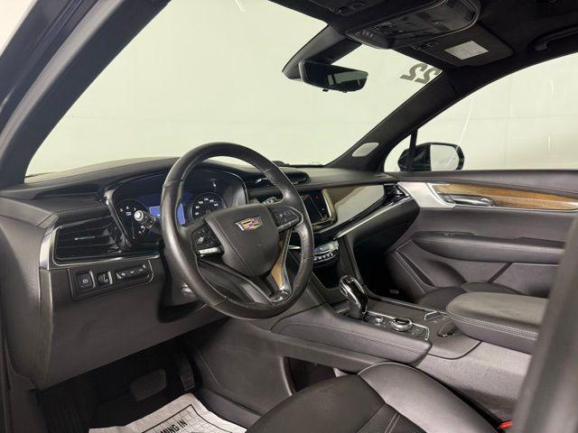 used 2022 Cadillac XT6 car, priced at $27,990