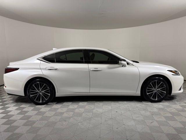 new 2025 Lexus ES 350 car, priced at $48,464