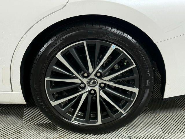 used 2024 Lexus ES 350 car, priced at $45,990
