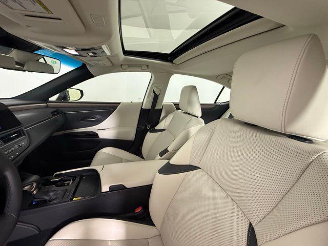 used 2024 Lexus ES 350 car, priced at $45,990