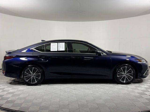 used 2024 Lexus ES 300h car, priced at $46,990