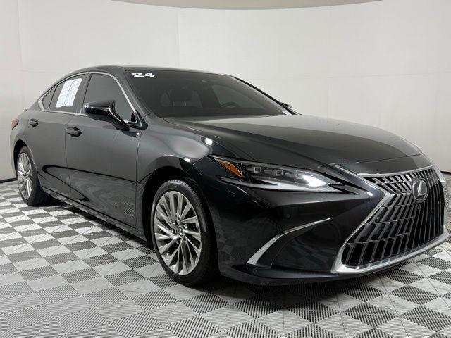 used 2023 Lexus ES 300h car, priced at $46,490
