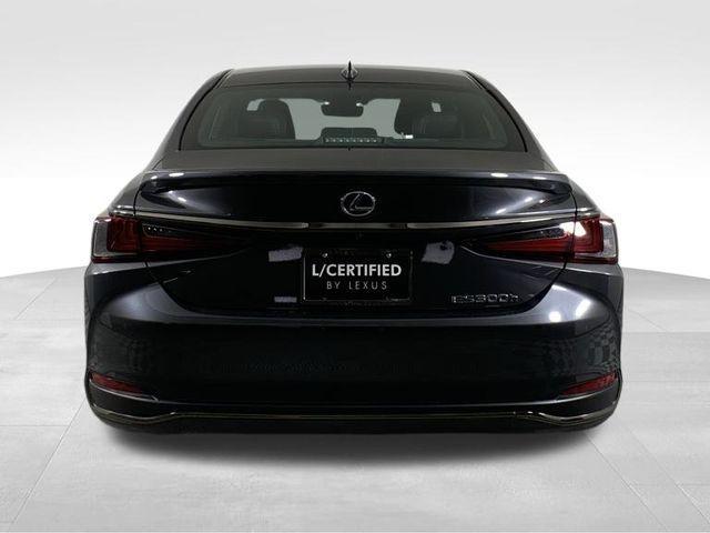 used 2022 Lexus ES 300h car, priced at $38,990