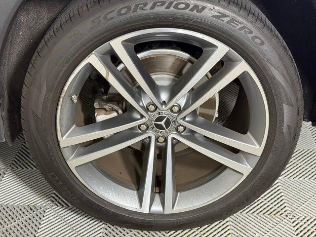used 2020 Mercedes-Benz GLE 350 car, priced at $32,990
