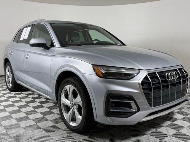 used 2021 Audi Q5 car, priced at $27,490