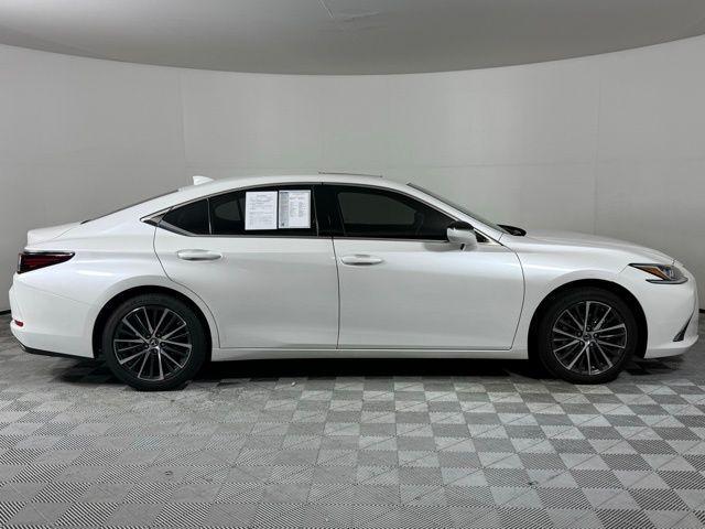 used 2024 Lexus ES 350 car, priced at $40,990