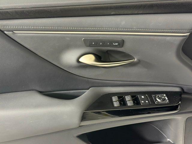used 2024 Lexus ES 350 car, priced at $40,990