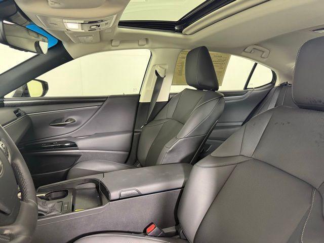 used 2024 Lexus ES 350 car, priced at $37,990