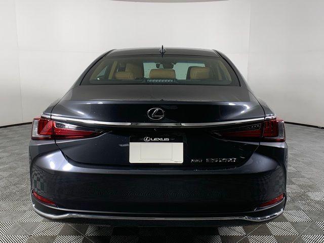 used 2024 Lexus ES 250 car, priced at $40,990