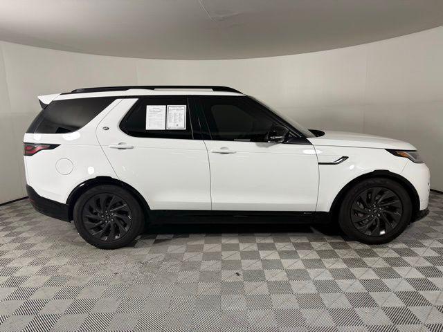 used 2022 Land Rover Discovery car, priced at $30,490