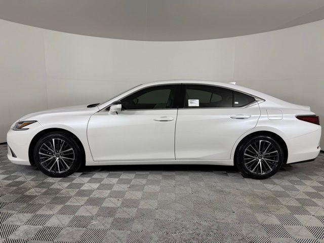 new 2025 Lexus ES 350 car, priced at $48,464