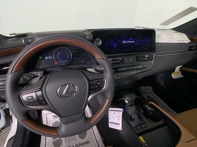 new 2024 Lexus ES 300h car, priced at $54,320