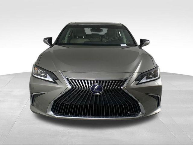 used 2019 Lexus ES 300h car, priced at $29,990