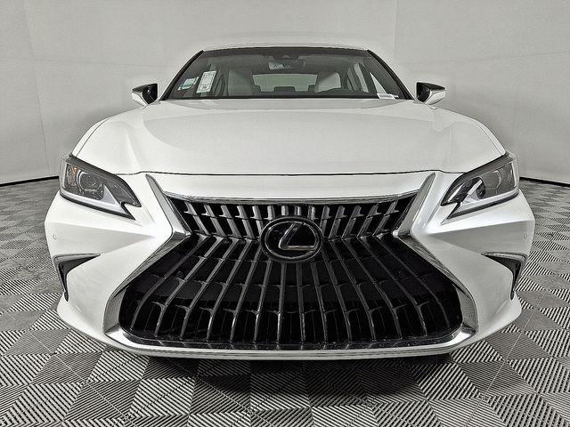 new 2025 Lexus ES 300h car, priced at $51,344