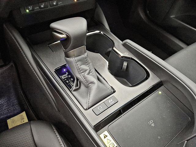 new 2025 Lexus ES 300h car, priced at $51,344