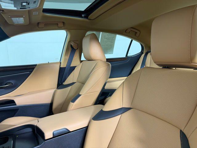 used 2025 Lexus ES 350 car, priced at $44,490