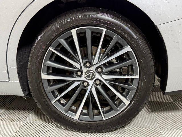 used 2025 Lexus ES 350 car, priced at $44,990