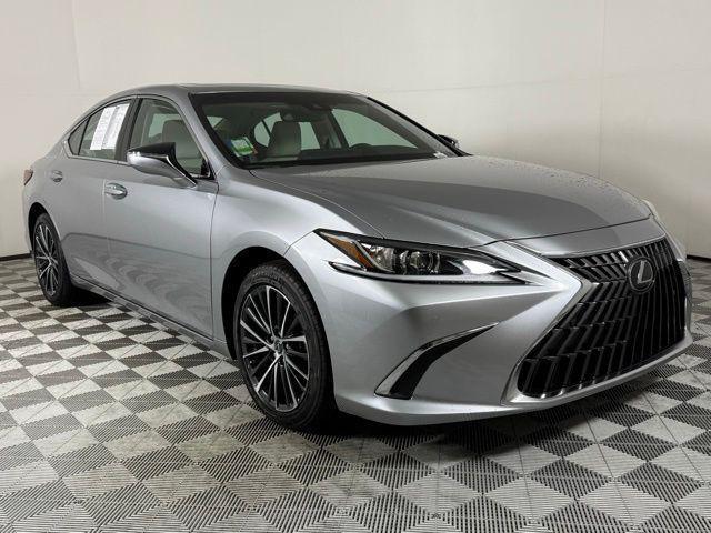 used 2025 Lexus ES 350 car, priced at $44,990