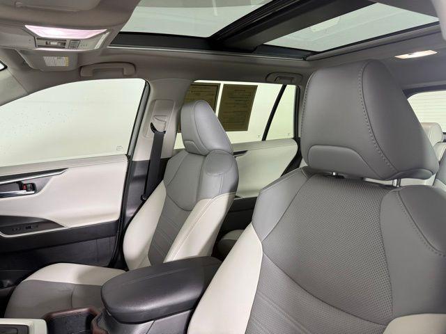 used 2022 Toyota RAV4 Hybrid car, priced at $31,990