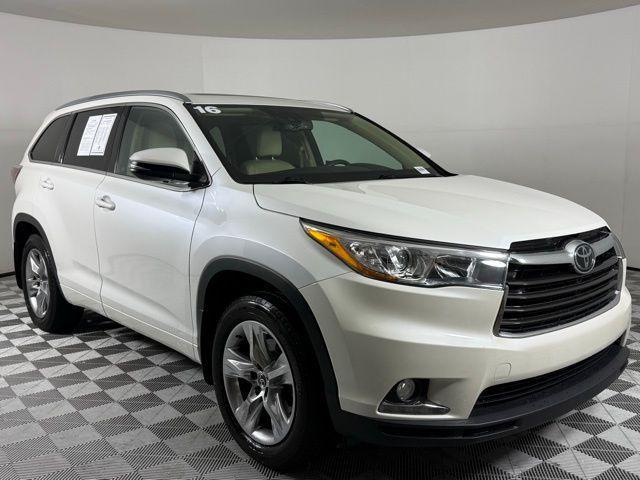 used 2016 Toyota Highlander car, priced at $25,490