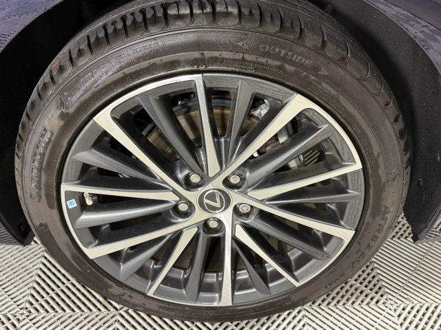 used 2022 Lexus ES 350 car, priced at $37,490