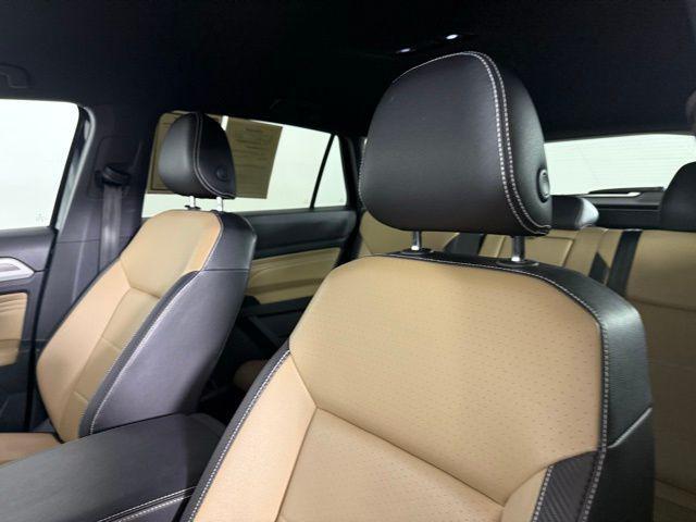 used 2021 Volkswagen Atlas Cross Sport car, priced at $23,490