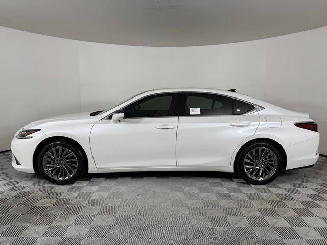 new 2025 Lexus ES 350 car, priced at $56,249