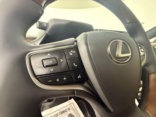 new 2025 Lexus ES 350 car, priced at $56,249